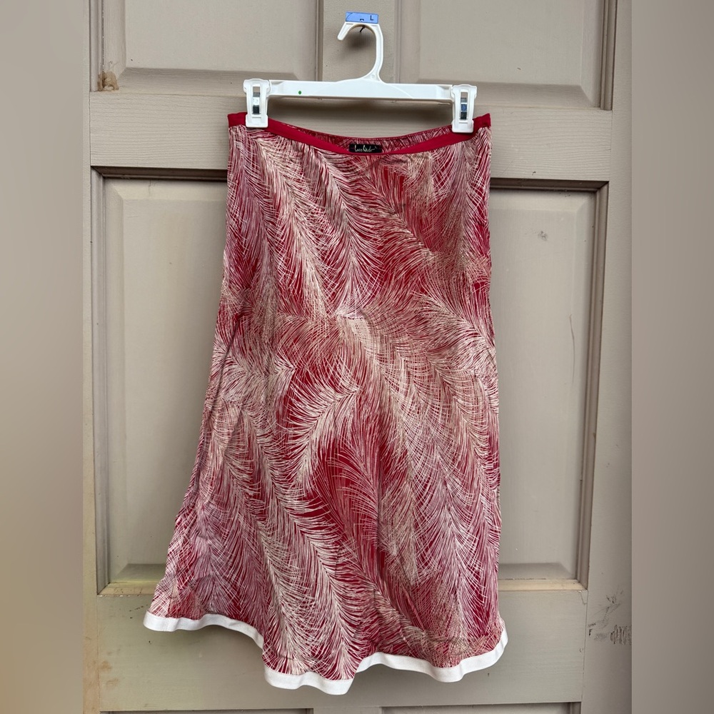 ⭐️vintage red dressy skirt